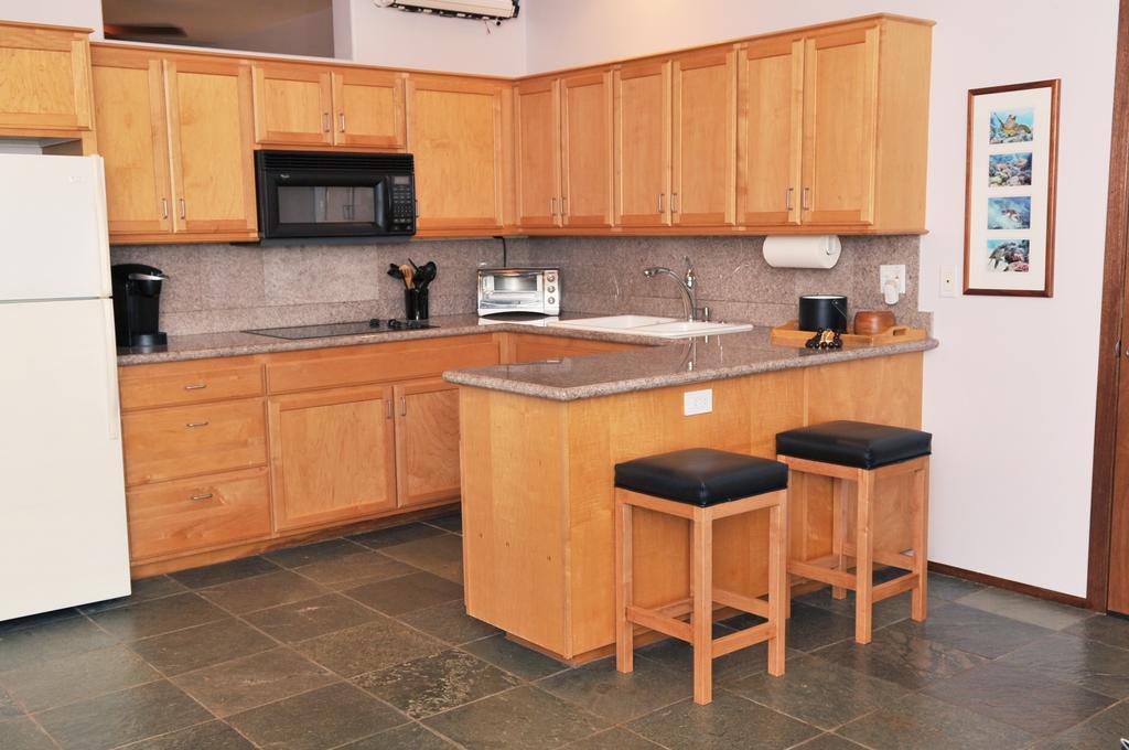 كيهي Aloha Aku Inn & Suites الغرفة الصورة
