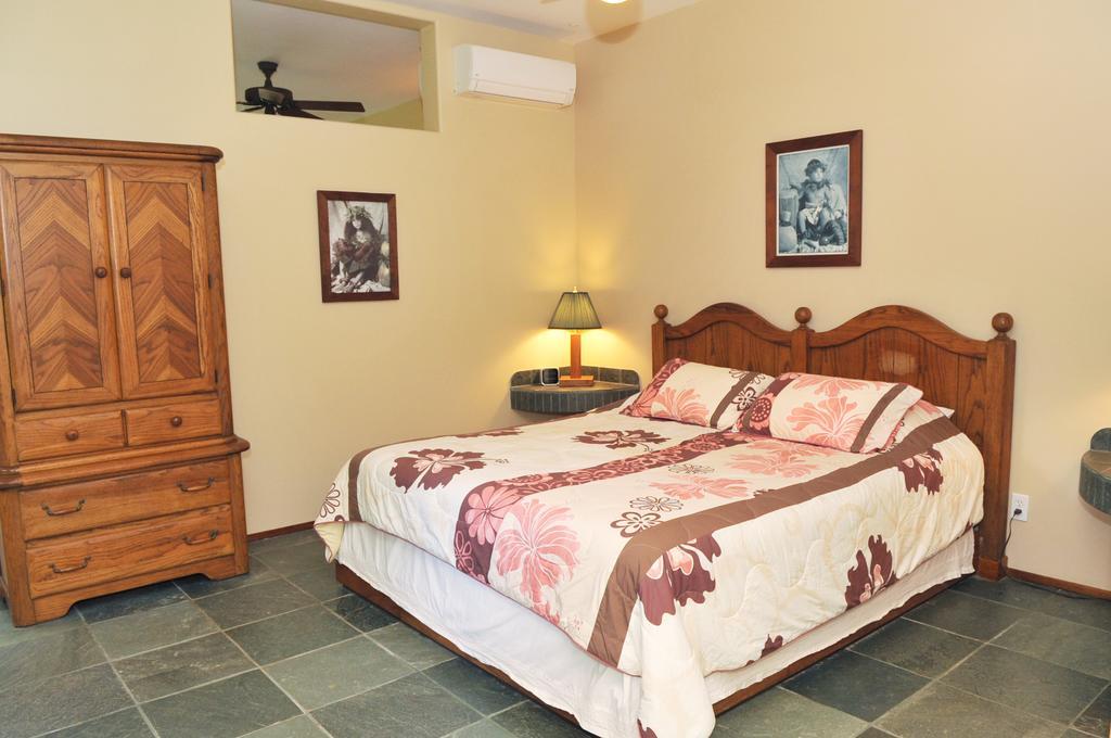 كيهي Aloha Aku Inn & Suites الغرفة الصورة